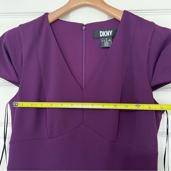 DKNY V-Neck Cap Sleeve Sheath Dress in Raspberry. - Picture 3 of 11